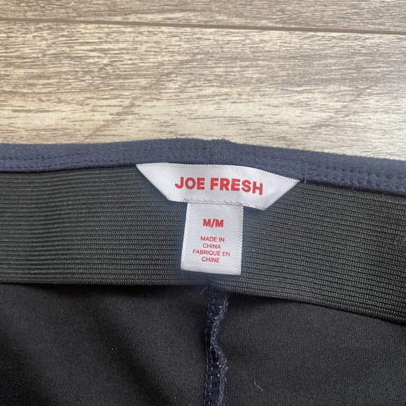 Joe Fresh Navy Faux Suede Leggings Size Medium Classic - Picture 3 of 5